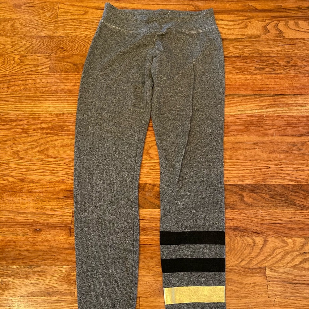 Sundry Foil Stripes Leggings